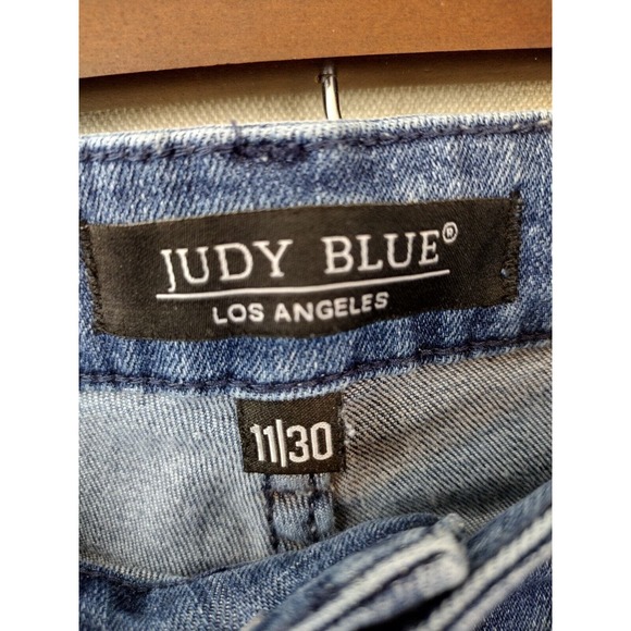 Judy Blue Jeans Women's 11/30 Bleach Splattered Mineral Wash Relaxed Fit Denim - Picture 6 of 14